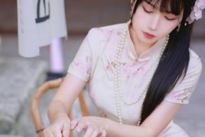 不呆猫 – 翘豚社