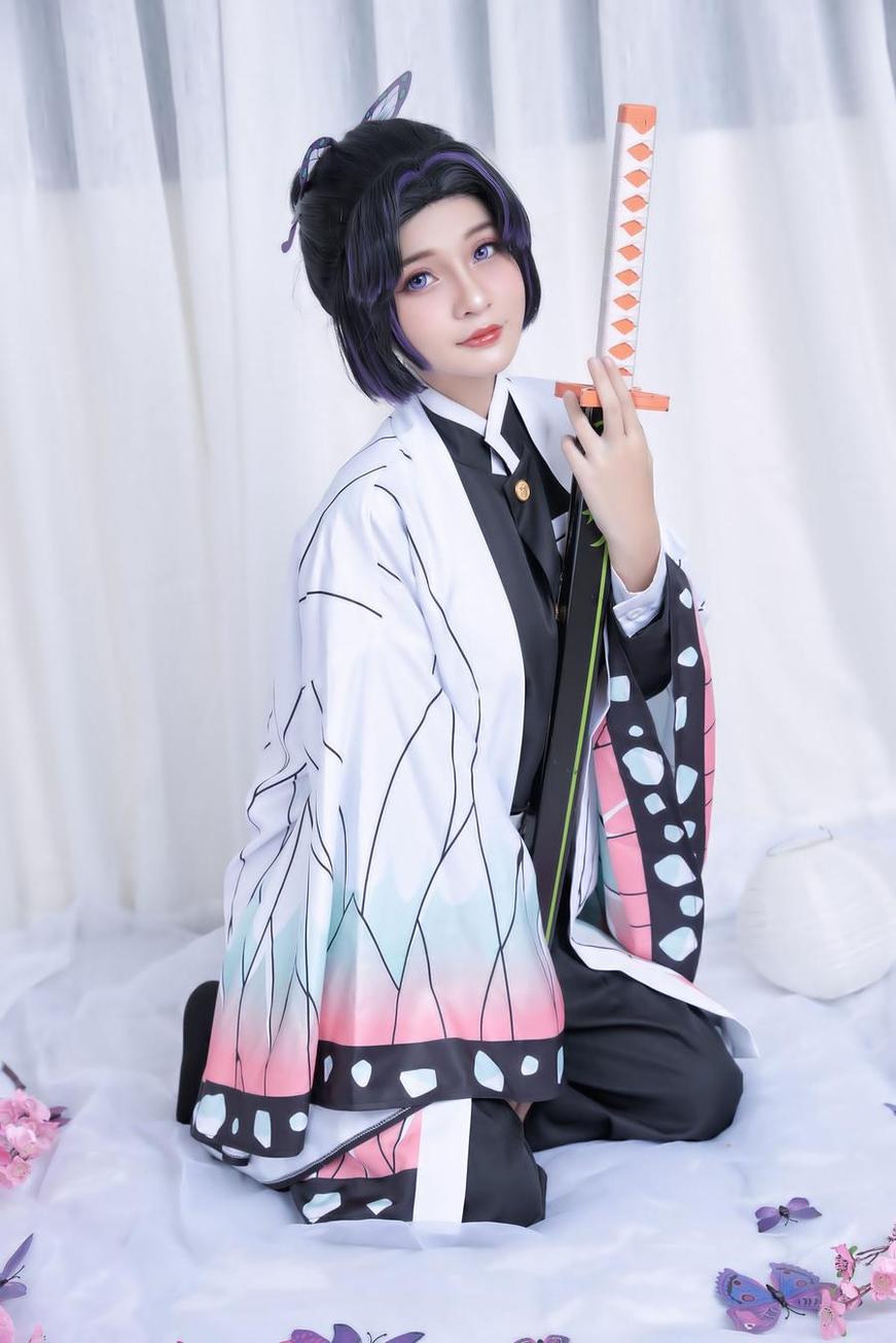 azami san图集精选：最佳摄影记录她的甜蜜表情
