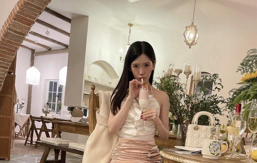 chloe霏霏霏百度盘内的角色扮演作品，颠覆你的认知