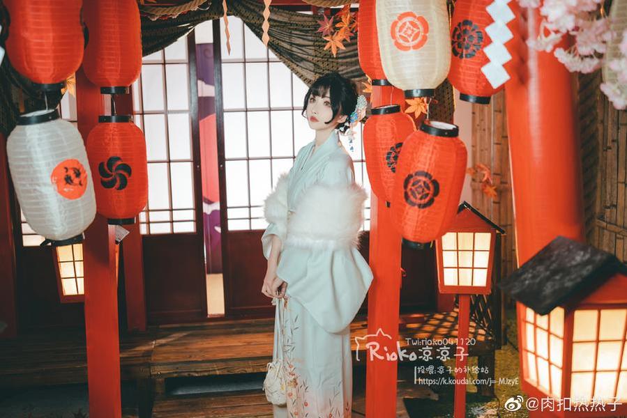 rioko凉凉子牛头人：更多精品cos作品，千万别错过