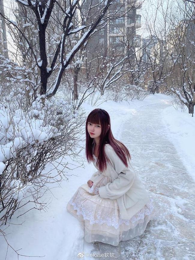 细节尽显，eloise软软毛衣原图大公开