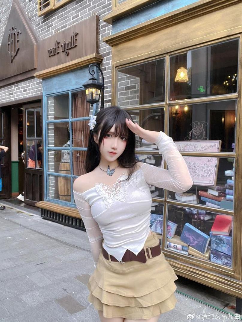 手绘独角兽耳朵！九曲jean紫式部cos作品更新，只为呈现完美