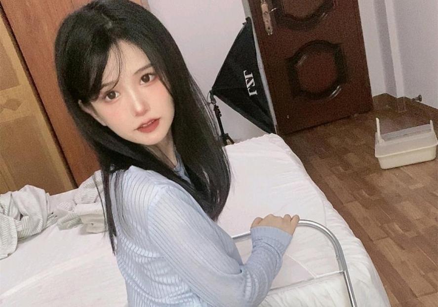 这是我非常喜欢的倦倦喵cos作品分享给大家