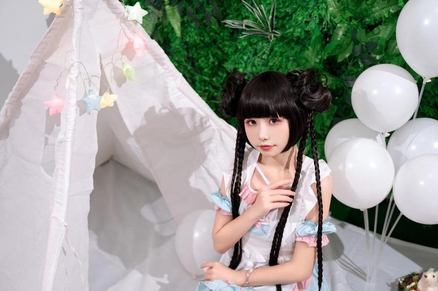 迅雷喵小吉花絮图包：惊艳cos界的一组美图