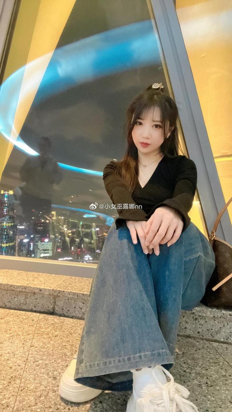 小巧精致的灵魂之伞！小女巫露娜定制耳机美图推荐