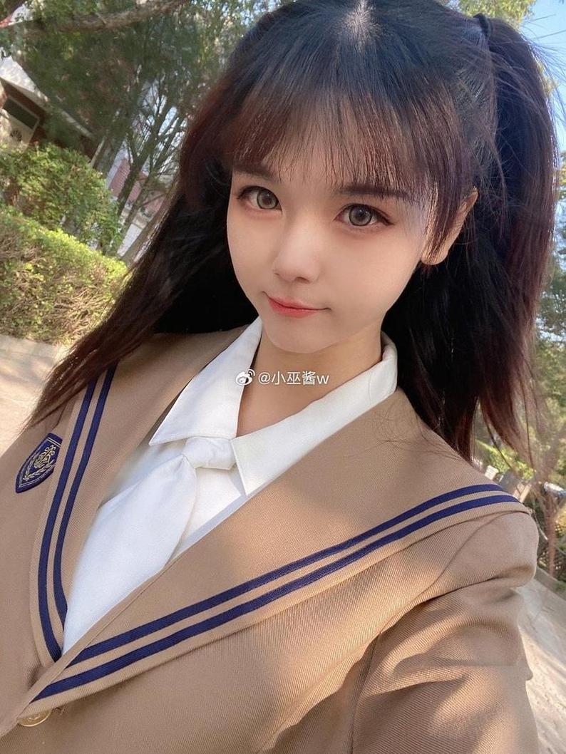 小巫酱w口的摄影图包无删