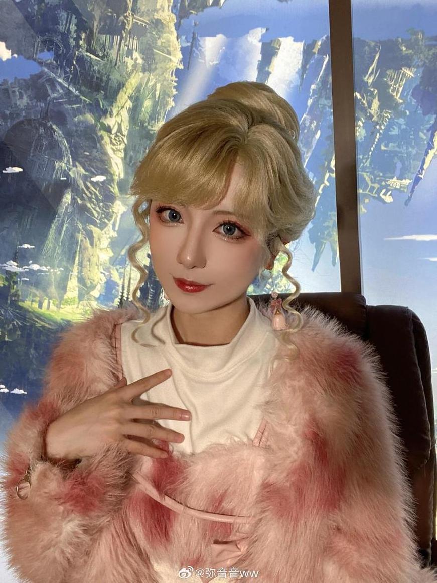 弥音音cosplay图片精选：展现出coser的优秀技艺