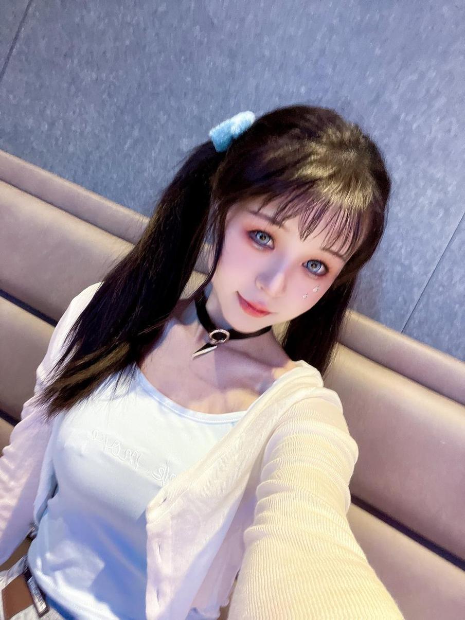 经典cosplay，晕崽秘书不容错过