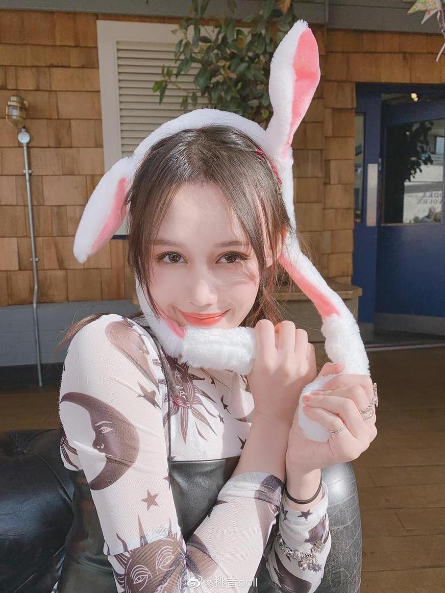 珍贵桃昔doll个人信息原图曝光，化身粼粼波光中的仙女