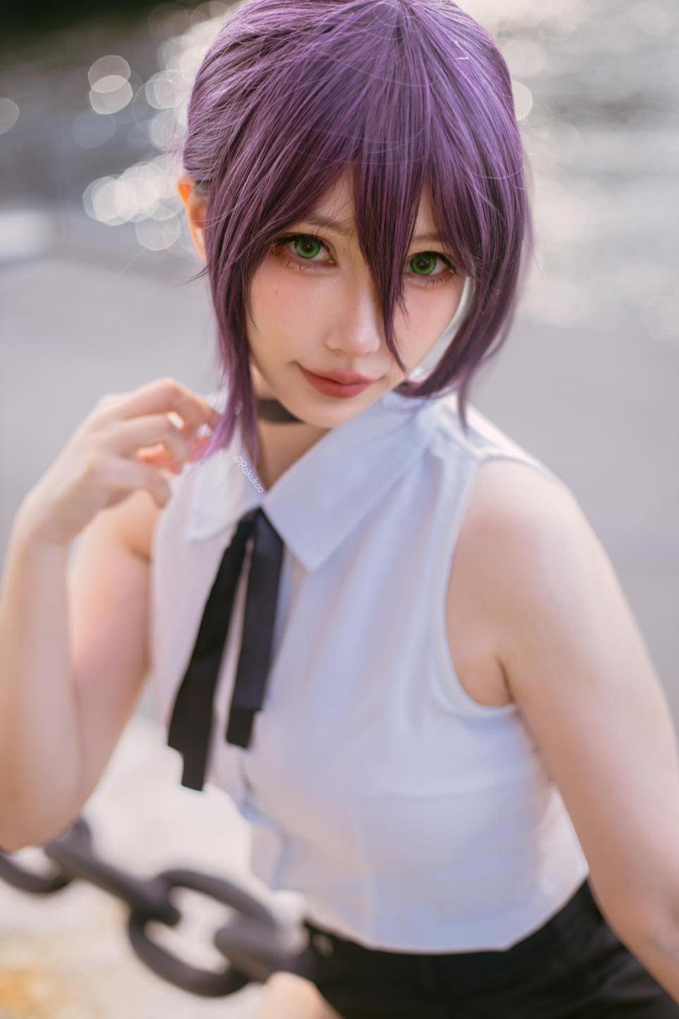 犬神洛洛子年龄揭秘，独具匠心的cosplay图片分享