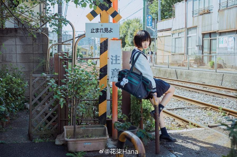 花柒hana是男是女，好看到不行迷倒众人