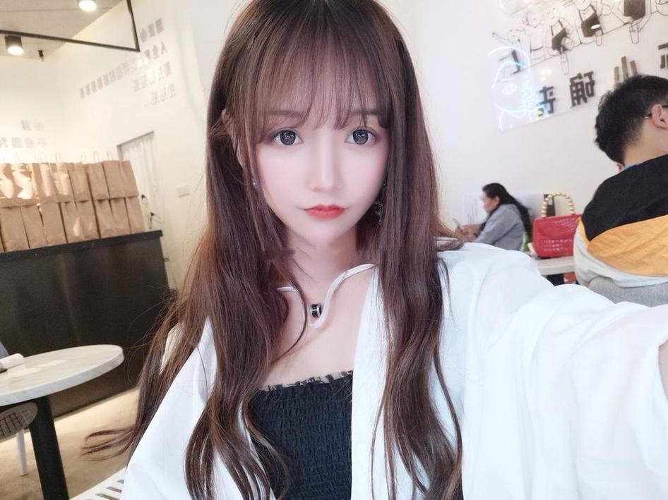 过期米线线图片150：最新的cosplay照片更新