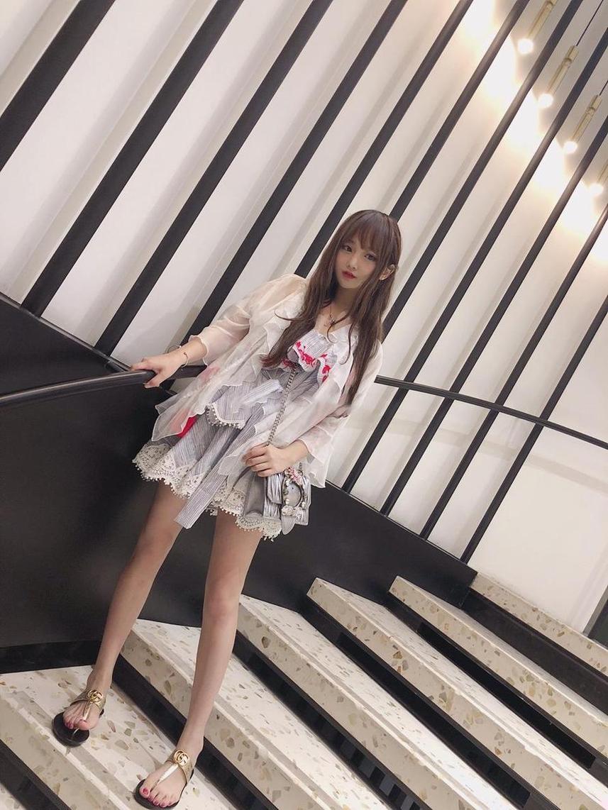 狂欢派对过期米线线喵天台jk全套cosplay作品更新
