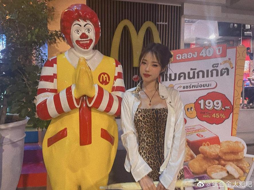 再见了！钛合金titi满清服饰的完美演绎，精美作品隆重发布