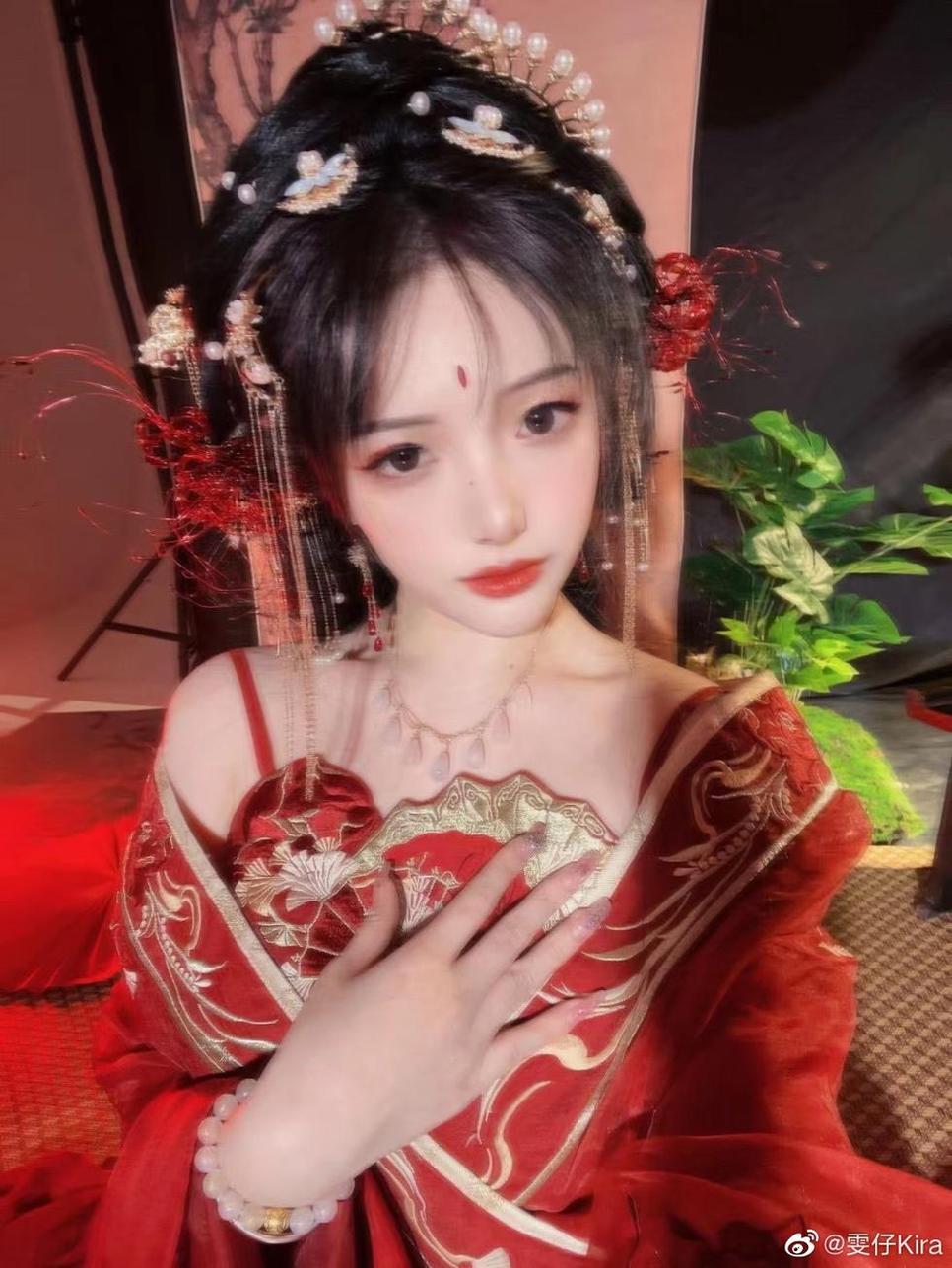 cos界新星！雯妹不讲道理是谁的合集分享，让你爱上cos